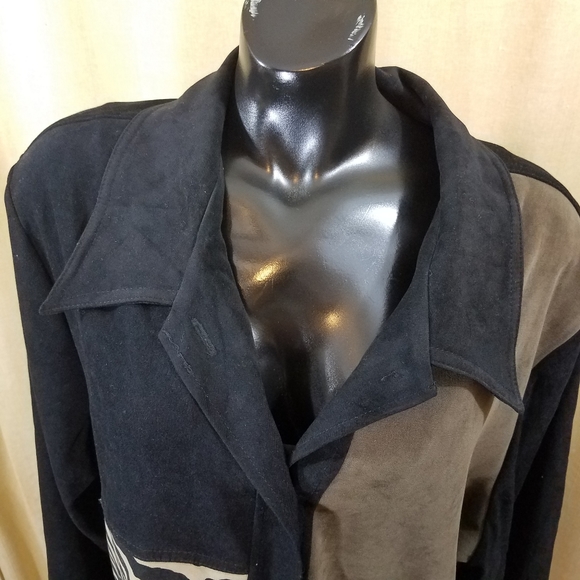 Kelly Scott Color Block Ultra Suede Shacket - Picture 2 of 5